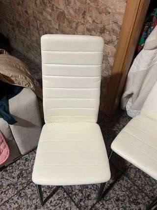 Juego de 4 sillas modernas