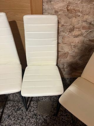 Juego de 4 sillas modernas