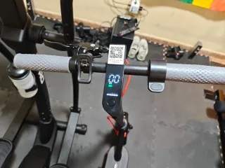 Patín Eléctrico 350W , 10,4 Ah.