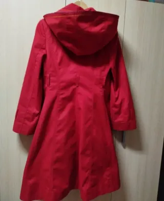 Abrigo con Capucha Desmontable Nuevo