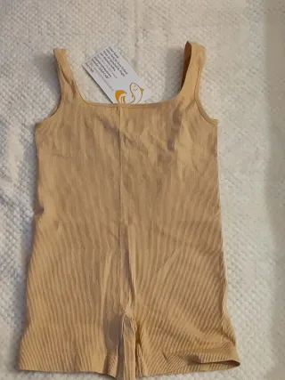 Mono Moldeador Corto Beige Talla XL