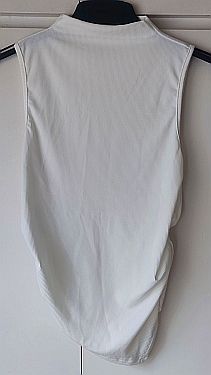 Camiseta asimétrica blanca