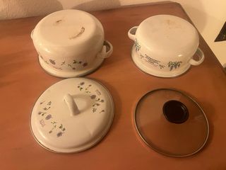 2 cazos pequeños esmaltados