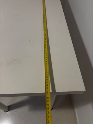 Mesa de estudio esquinera blanca