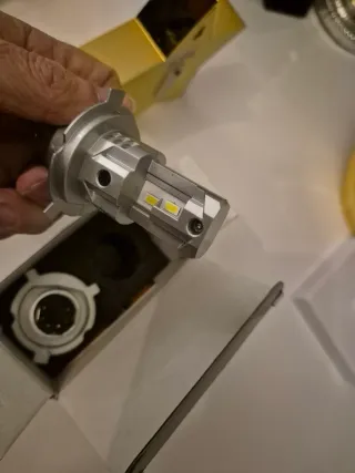 Bombillas LED H4 Auxiracer Nuevas