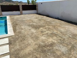 Instalación profesional de césped artificial