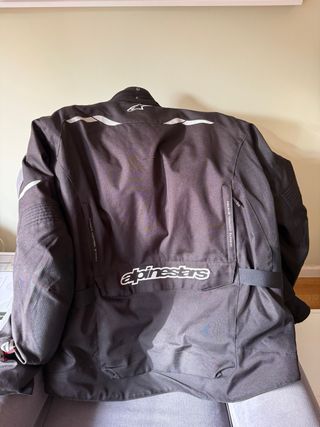 Chaquetas Moto, Alpinestar y Armure.