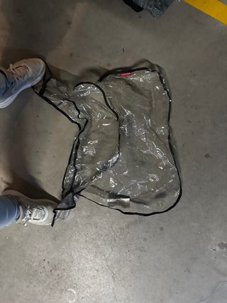 Impermeable McLaren Transparente