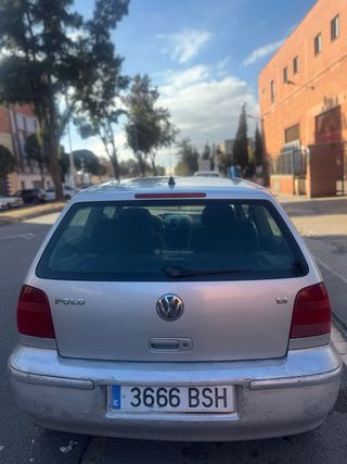 Volkswagen Polo POCOS KMS CON ETIQUETA ITV RECIEN