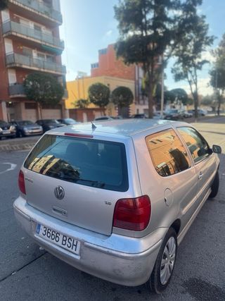 Volkswagen Polo POCOS KMS CON ETIQUETA ITV RECIEN