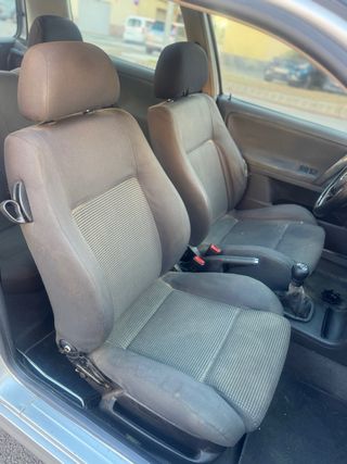 Volkswagen Polo POCOS KMS CON ETIQUETA ITV RECIEN