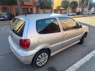 Volkswagen Polo POCOS KMS CON ETIQUETA ITV RECIEN