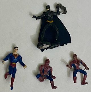 Mini Muñecos Coleccionables Batman, Spiderman y +