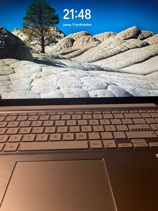 Ordenador portátil ASUS Vivobook Plata