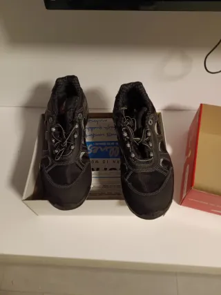 Zapatos seguridad electricista negros