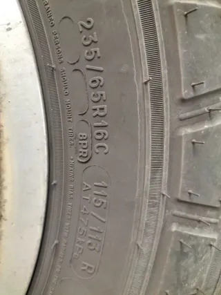 4 Neumáticos Autocaravana Michelin Agilis 235 65