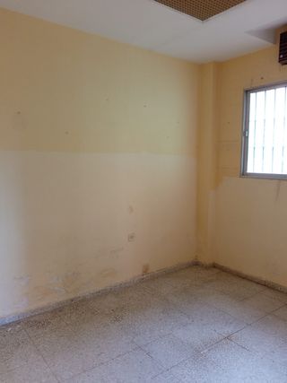 SE ALQUILA LOCAL COMERCIAL PRINCI JEREZ