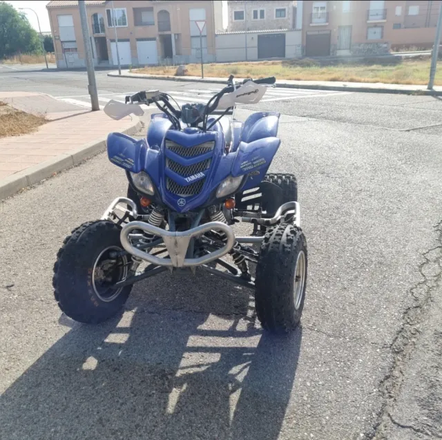 Yamaha Raptor 660R