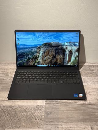 Notebook Dell Vostro - i7 di 11a generazione/16 GB di RAM/512