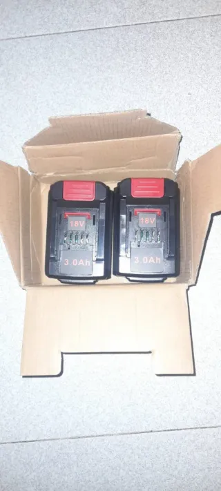 2 Baterías 18V 3.0Ah Nuevas
