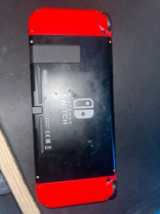 Nintendo Switch Negra y Roja