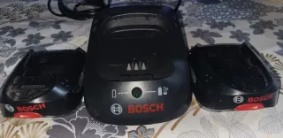 Cargador Bosch con 2 baterías