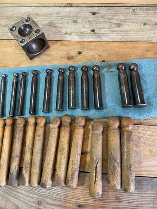 Cubo de embutir y embutidores joyero