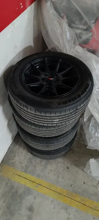 4 Llantas Japan Racing JR11 15x7 ET30