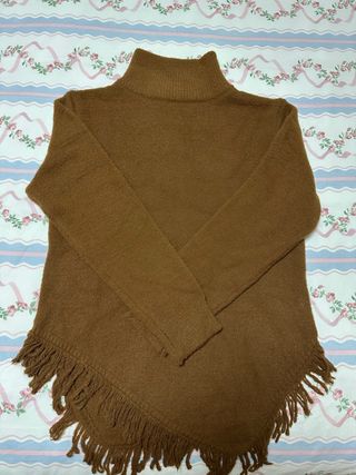 Jersey marrón con flecos