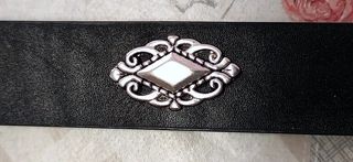 Cintura donna Bershka nera con dettagli argento