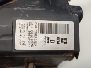 Toyota 452434 90070909 faro derecho auris hybrid