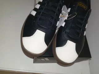 Zapatillas Adidas VL Court 2.0 Negras y Blancas