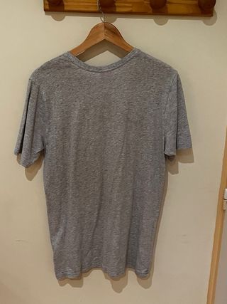 Camiseta Supreme Gris Logo Box