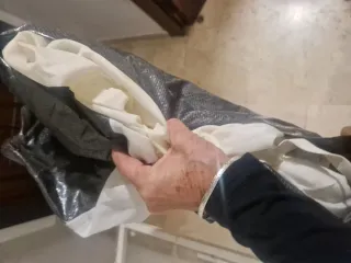 Guardaroba impermeabile in tessuto e pavimento in plastica robusto