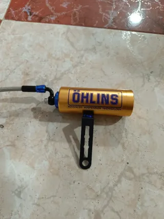 Botella decorativa Ohlins TMAX 560,530,500,etc