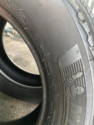 4 Neumáticos Michelin 225/60 R18