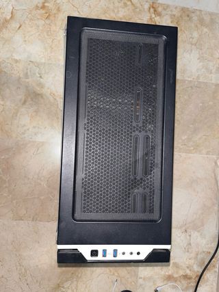 PC Gaming i5 9600KF RX 5700 XT NVMe