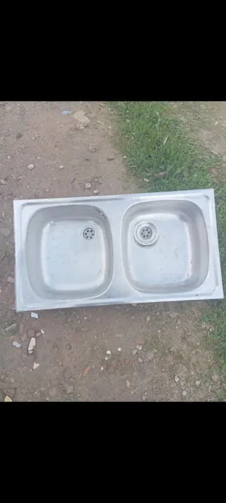 Fregadero doble de acero inoxidable