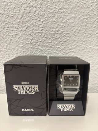 Reloj Casio x Stranger Things AQ-800EST-1A