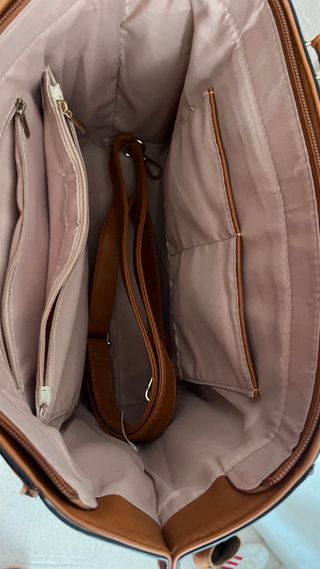 Bolso marrón de mujer