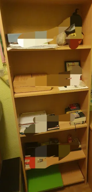 Mesa de estudio de madera