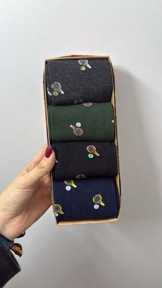 Calcetines con diseño de raqueta de tenis