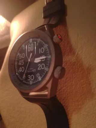 Reloj Calgary Hombre Negro y Dorado