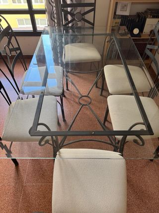 Mesa comedor cristal y metal con set de 6 sillas