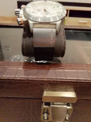 Reloj Calgary Plata y Blanco