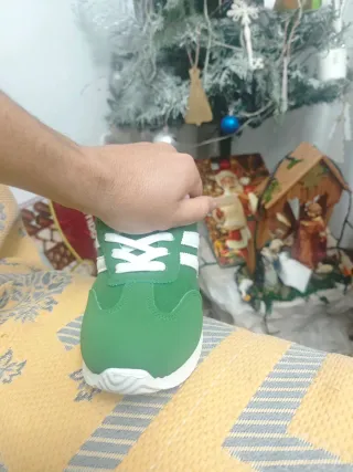 Zapatillas Deportivas Verdes Talla 39
