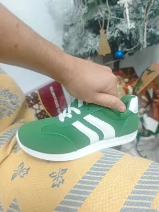 Zapatillas Deportivas Verdes Talla 39
