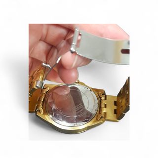 Reloj Guess Dorado y Verde para Hombre