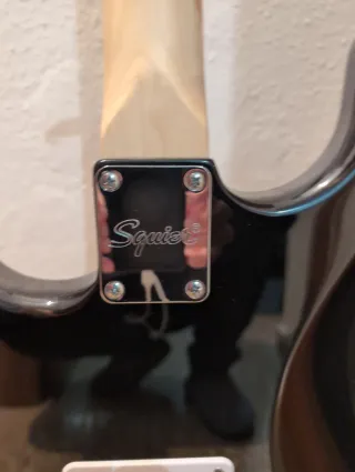 Squier by Fender Stratocaster Guitarra Eléctrica