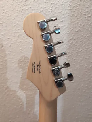 Squier by Fender Stratocaster Guitarra Eléctrica